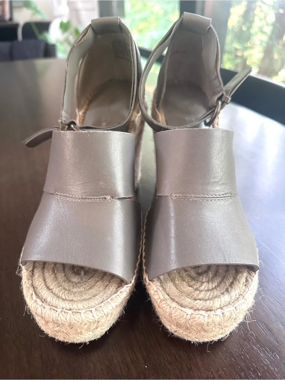 Treasure & Bond stylish grey